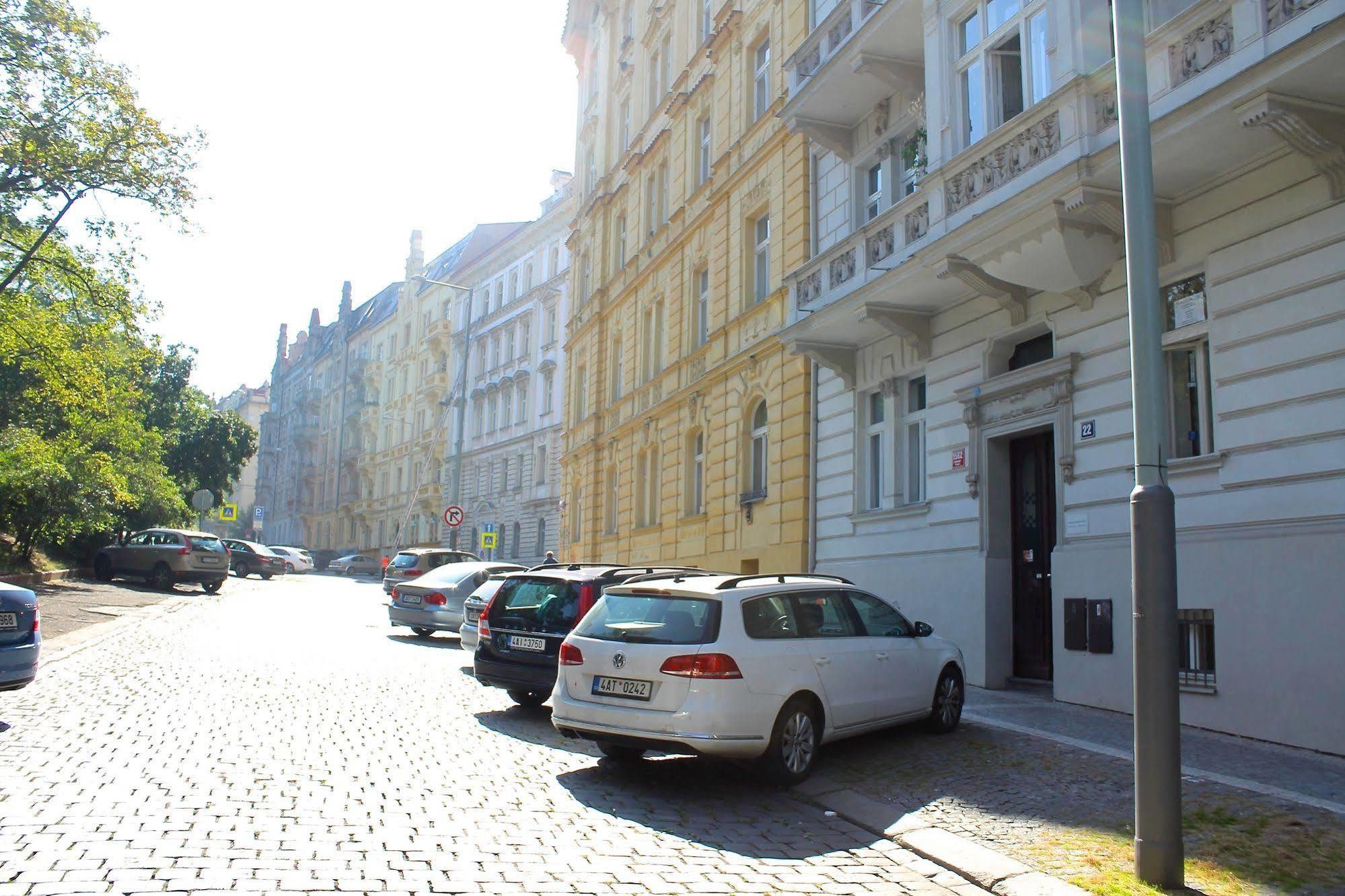 Prague Hostel Na Smetance Exterior photo